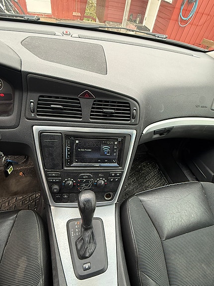 Volvo S60 13 of 22