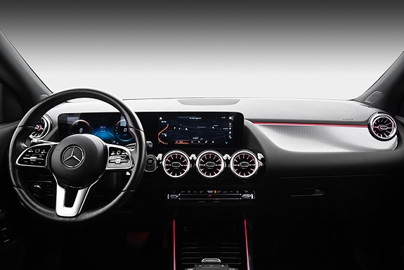 Mercedes-Benz EQA300 20 of 28