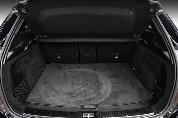 Mercedes-Benz EQA300 12 of 28