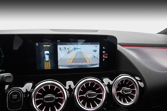 Mercedes-Benz EQA300 23 of 28