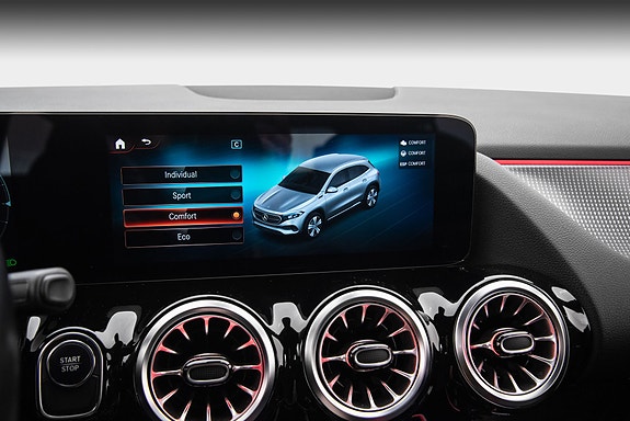 Mercedes-Benz EQA300 26 of 28