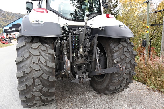 Valtra T235 2022, kr 1 839 000,-