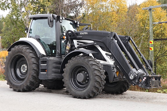 Valtra T235 2022, kr 1 839 000,-