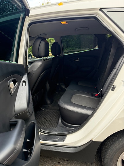 Hyundai ix35 8 of 21