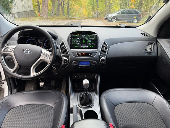 Hyundai ix35 3 of 21