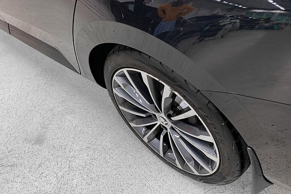 Skoda Superb 15 of 16