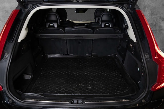 Volvo XC90 7 of 24