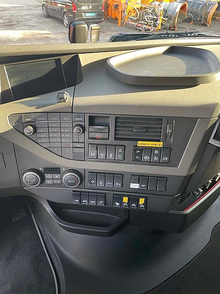 Volvo FH 540 10 of 17