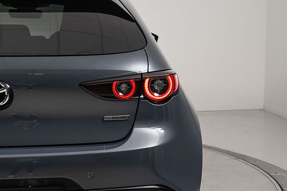 Mazda 3 9 of 28
