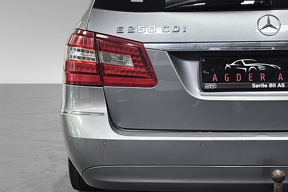 Mercedes-Benz E250 12 of 30