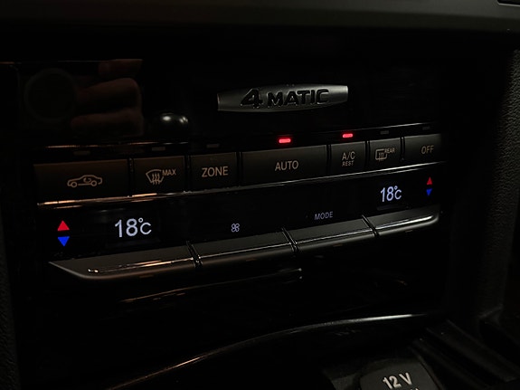 Mercedes-Benz E250 23 of 30