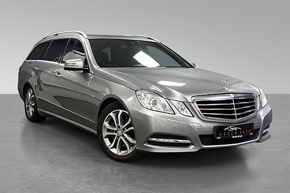 Mercedes-Benz E250 2 of 30