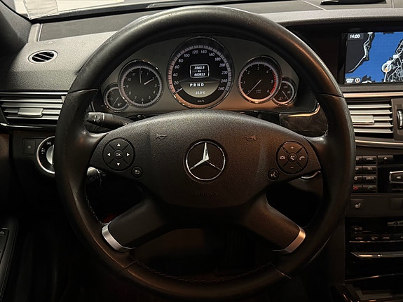 Mercedes-Benz E250 28 of 30