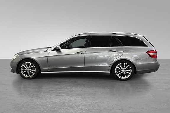 Mercedes-Benz E250 8 of 30