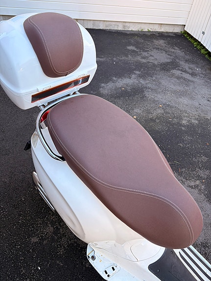 Vespa Primavera 125 10 of 15