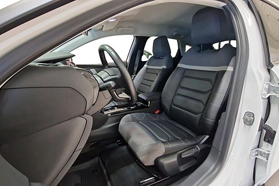 Citroen E-C4 27 of 28