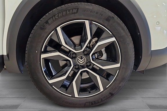 Citroen E-C4 24 of 28