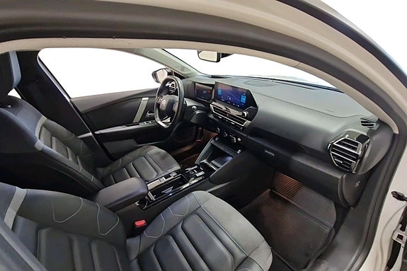Citroen E-C4 23 of 28