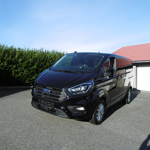 Ford Transit Custom 300L 9 of 30
