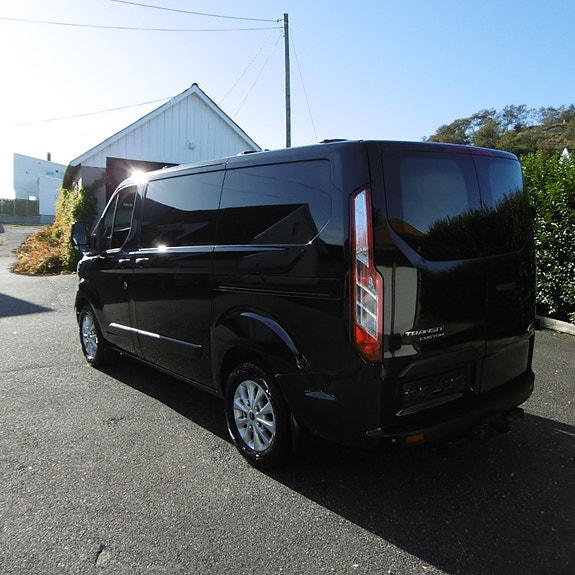 Ford Transit Custom 300L 3 of 30