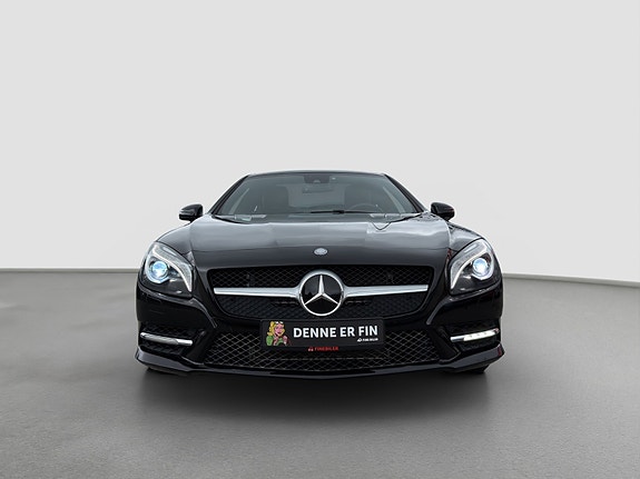 Mercedes-Benz SL350 16 of 30