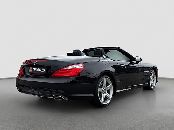 Mercedes-Benz SL350 5 of 30