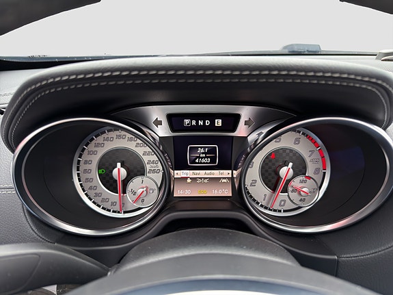 Mercedes-Benz SL350 20 of 30