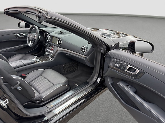 Mercedes-Benz SL350 29 of 30