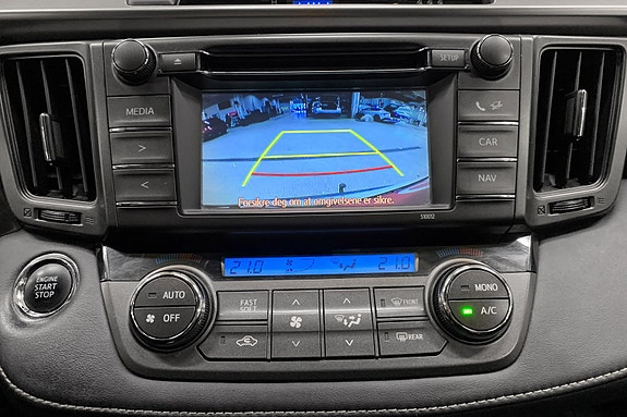 Toyota RAV4 8 of 14