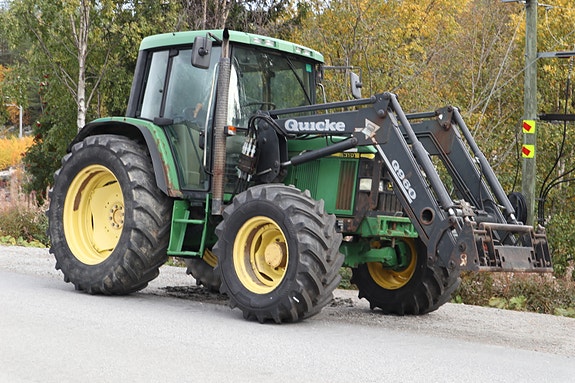 John Deere 6310 2001, kr 220 000,-