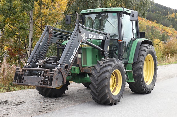 John Deere 6310 2001, kr 220 000,-