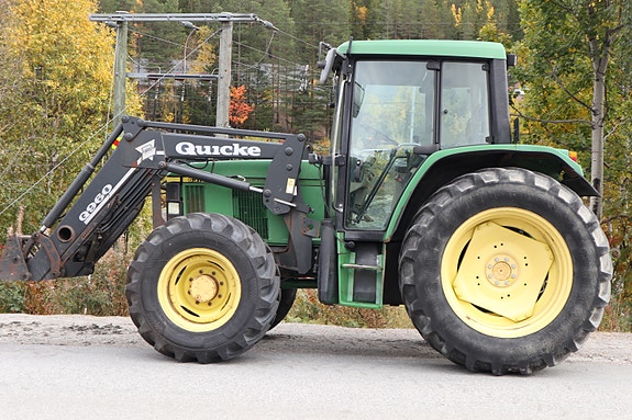 John Deere 6310 2001, kr 220 000,-