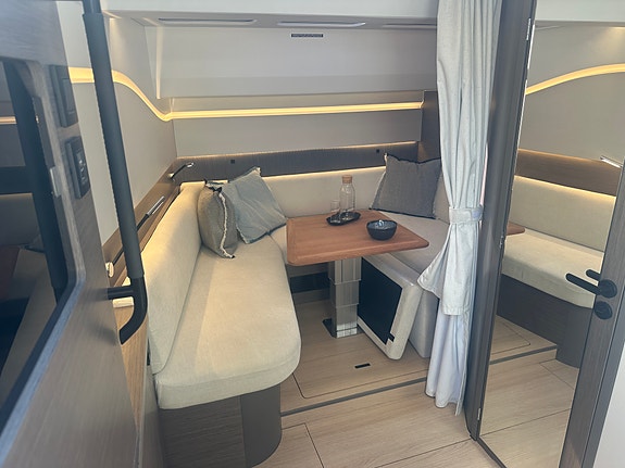 NYHET – BENETEAU GRAN TURISMO 40 – 2 x MERCURY V10 400 HK 20 of 22