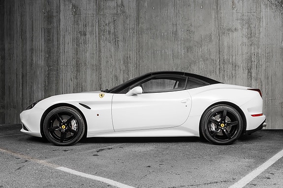 Ferrari California T 17 of 30
