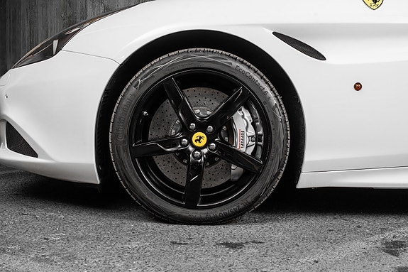 Ferrari California T 18 of 30