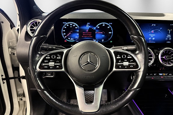 Mercedes-Benz EQA300 28 of 30