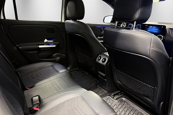 Mercedes-Benz EQA300 24 of 30