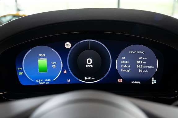 Porsche Macan 17 of 30
