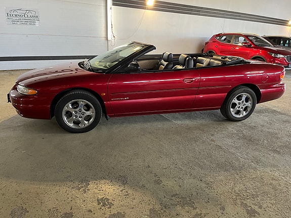 Chrysler Stratus 11 of 30
