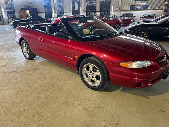 Chrysler Stratus 18 of 30