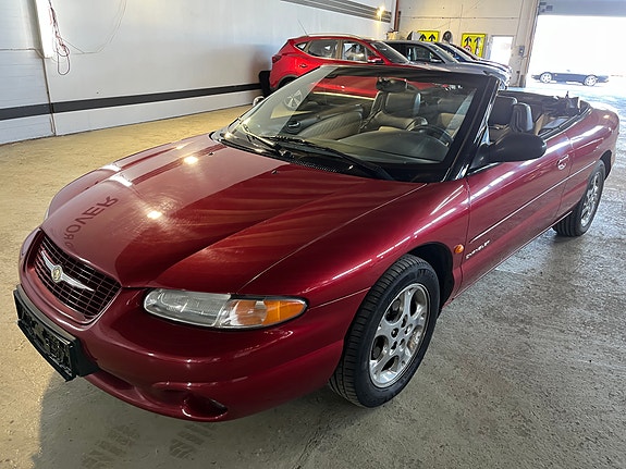 Chrysler Stratus 14 of 30