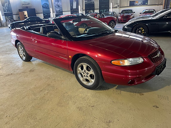 Chrysler Stratus 17 of 30