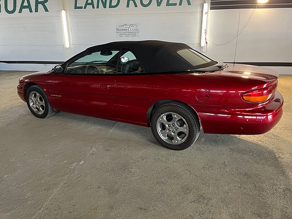 Chrysler Stratus 22 of 30