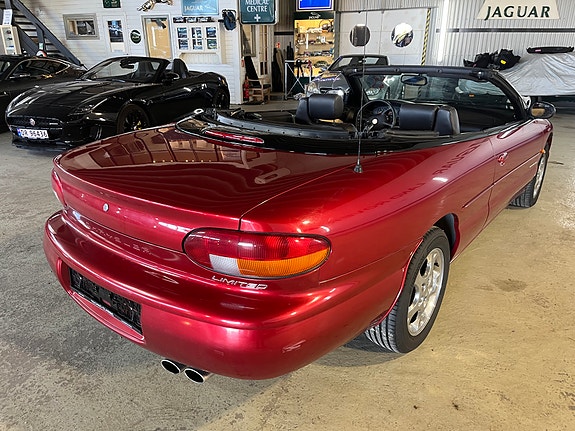 Chrysler Stratus 7 of 30
