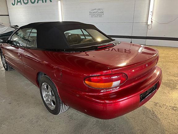Chrysler Stratus 27 of 30