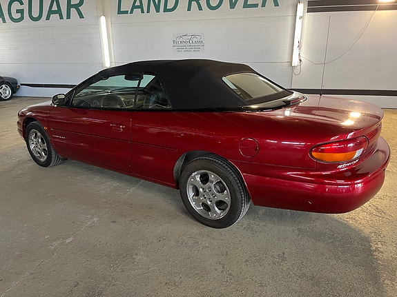 Chrysler Stratus 25 of 30