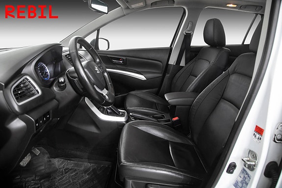 Suzuki SX4 S-Cross 8 of 24