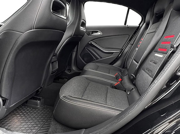 Mercedes-Benz A180 23 of 25