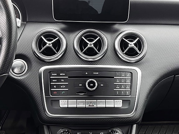 Mercedes-Benz A180 15 of 25