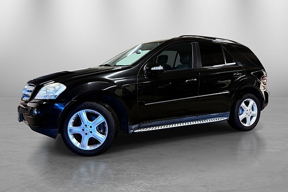 Mercedes-Benz ML280 9 of 30